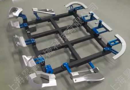 吉利CX11項目風窗見容開口檢具